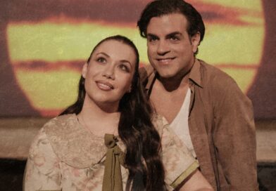 Θέατρο Νέος Ακάδημος: Τα Στενά Παπούτσια